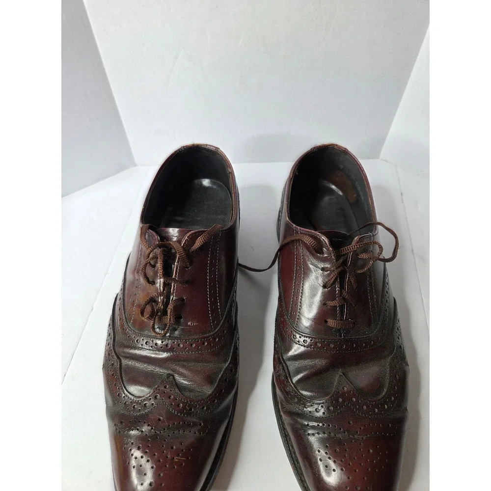 N/A classic wingtip